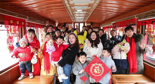 年味足人气旺！里运河边、白马湖畔太热烈啦~